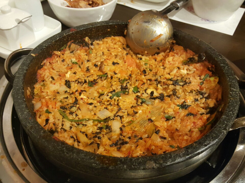 新大久保 タットリタン 具を食べた後は韓国調理に欠かせないポックンパ♡しかも石焼きです！
