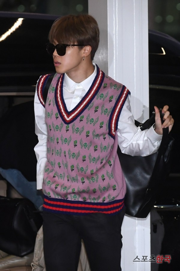 BTS 空港 ファッション