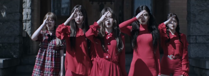 Red Velvetの「Peek-A-Boo」
