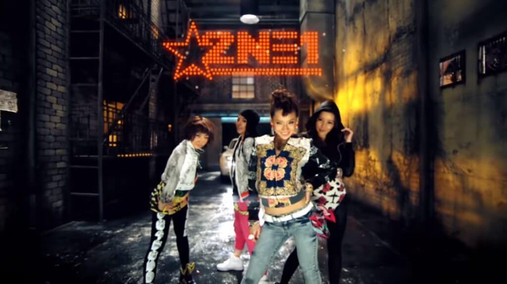 「Fire」で華やかにデビューした2NE1