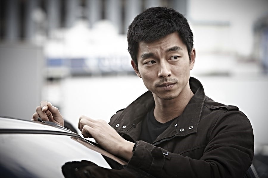 コン・ユは、映画『サスペクト 哀しき容疑者』に出演した。