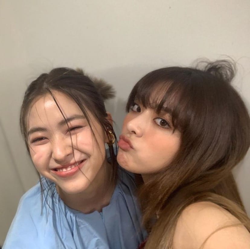 ITZY クッションカバー　イェジ　リア　リュジン　チェリョン　ユナ ITZY クッションカバー イェジ リア リュジン チェリョン ユナ ITZY