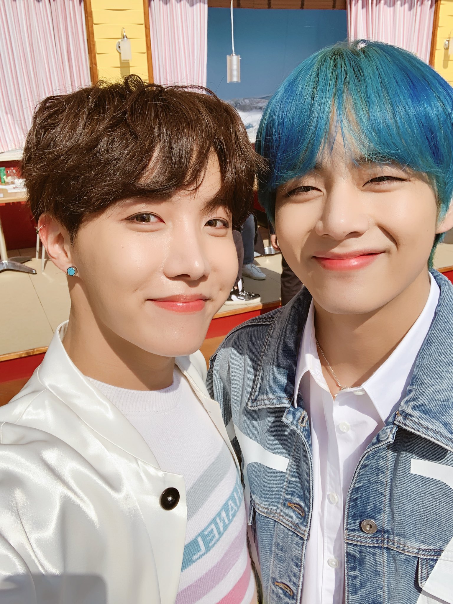 BTS V、JHOPEに片思い？隠れたBTSのヒーリングカップル「VOPE」 DANMEE ダンミ