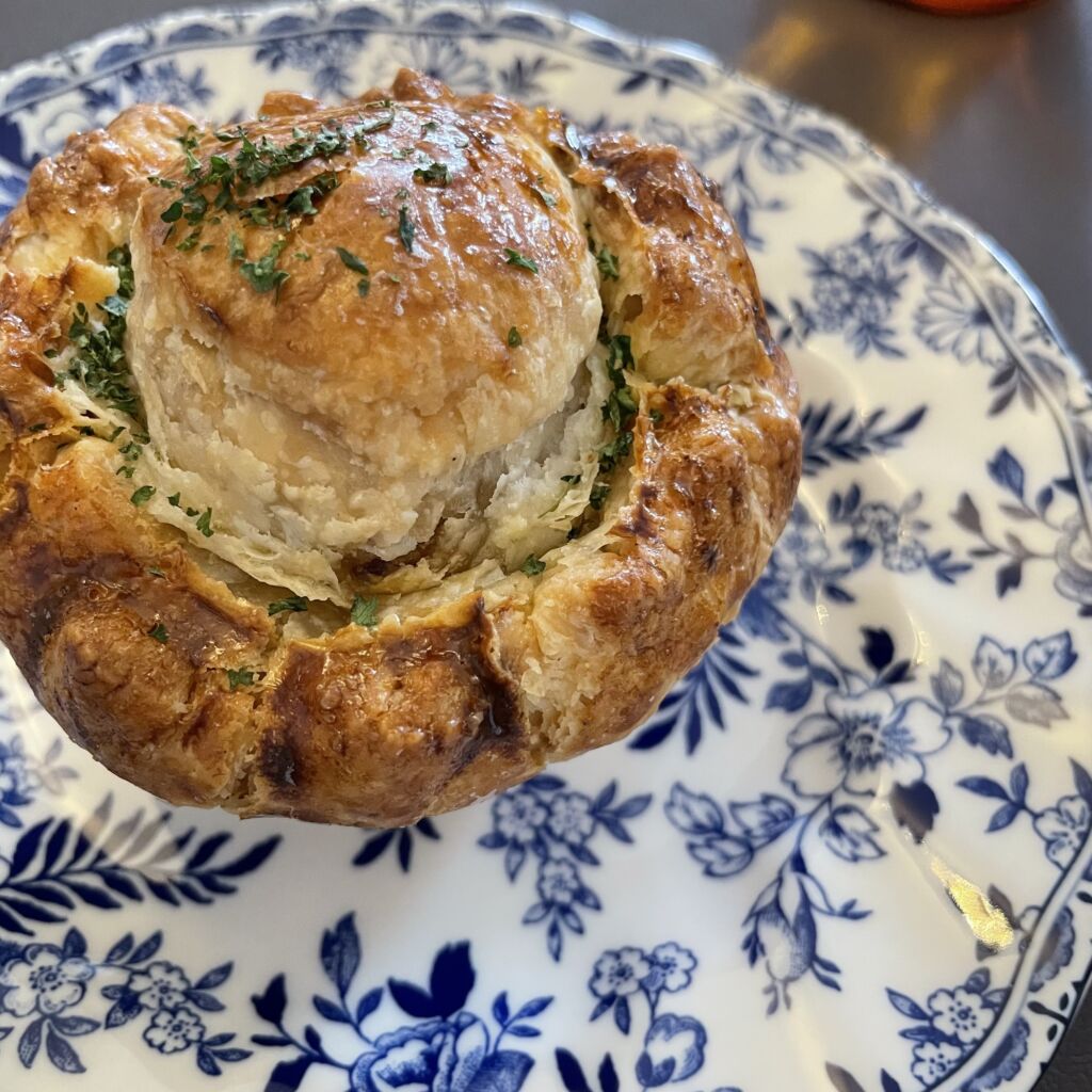 バーベキューパイ8,500ウォン BREANNY PIE CANTEEN 