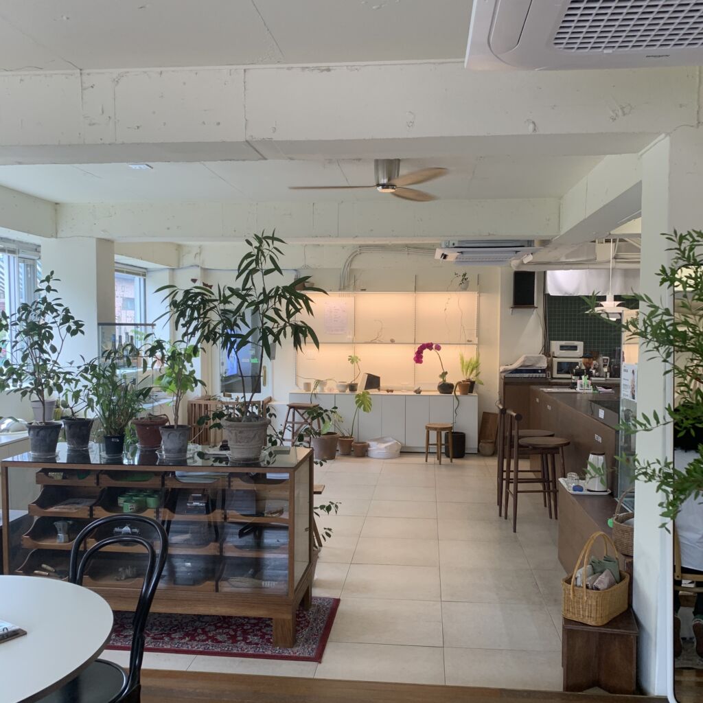 店内 木路庭園