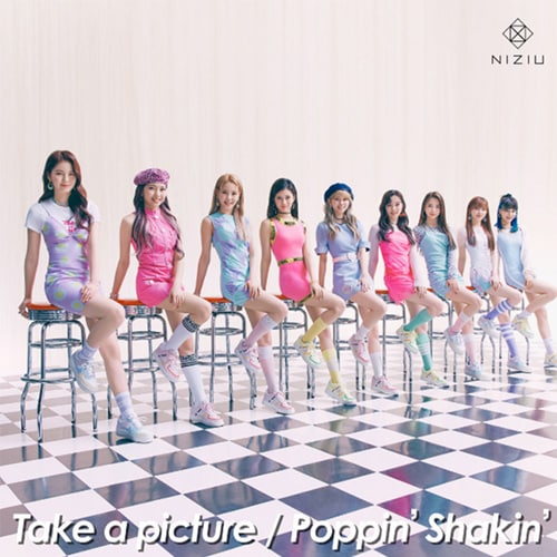 『Take a picture / Poppin' Shakin'』【初回生産限定盤A】ジャケット (画像出典：JYPエンターテイメント)