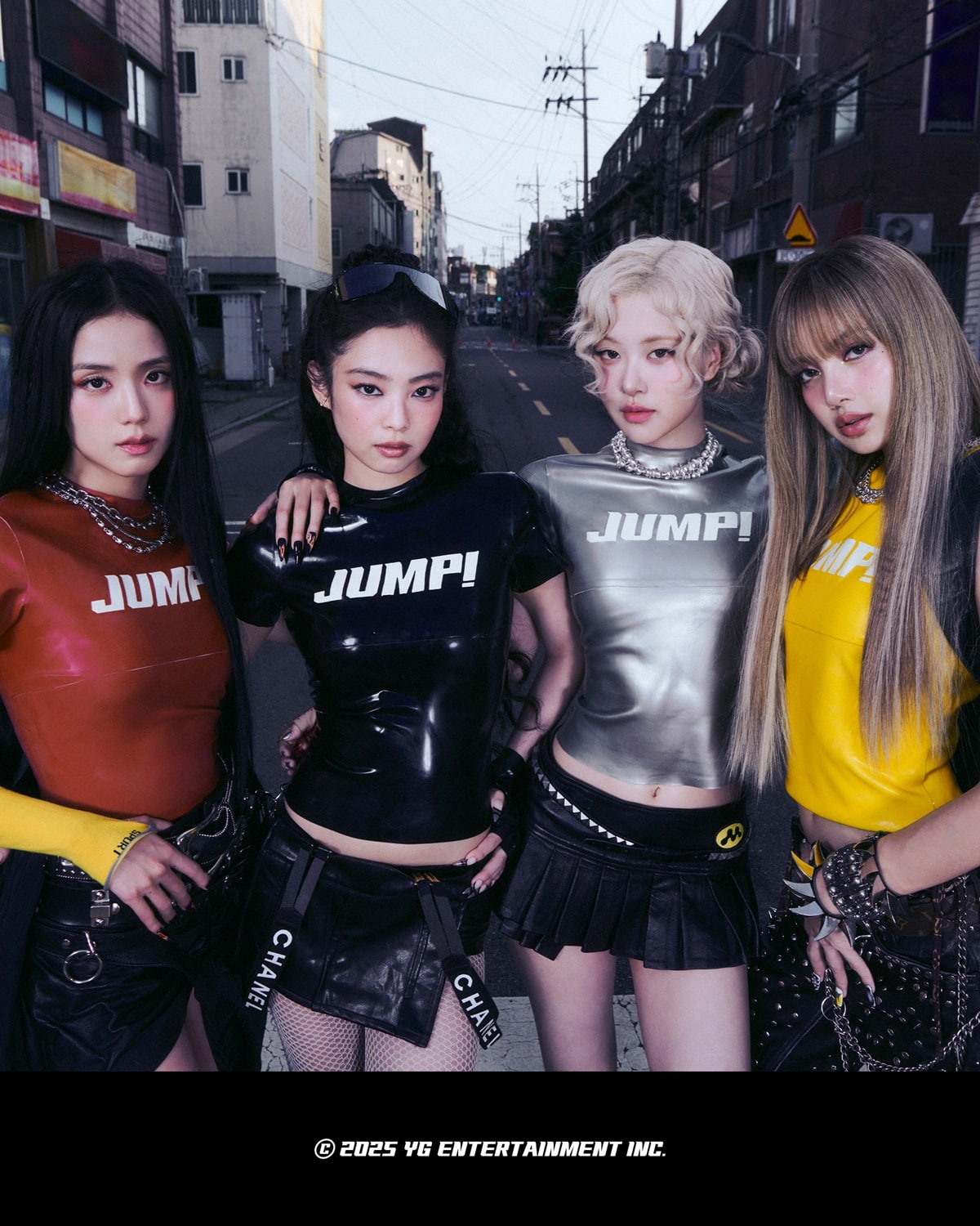 BLACKPINK 公 Amazon.com: Arena Tour 2018: Special Final In Kyocera Dome