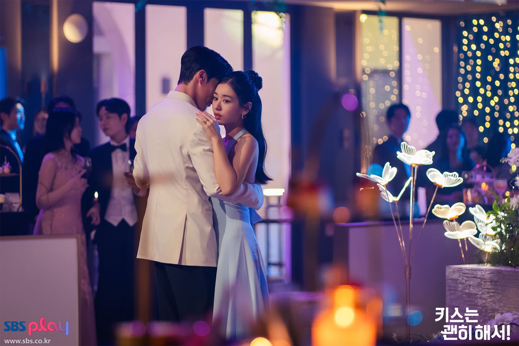 『ダイナマイトキス』