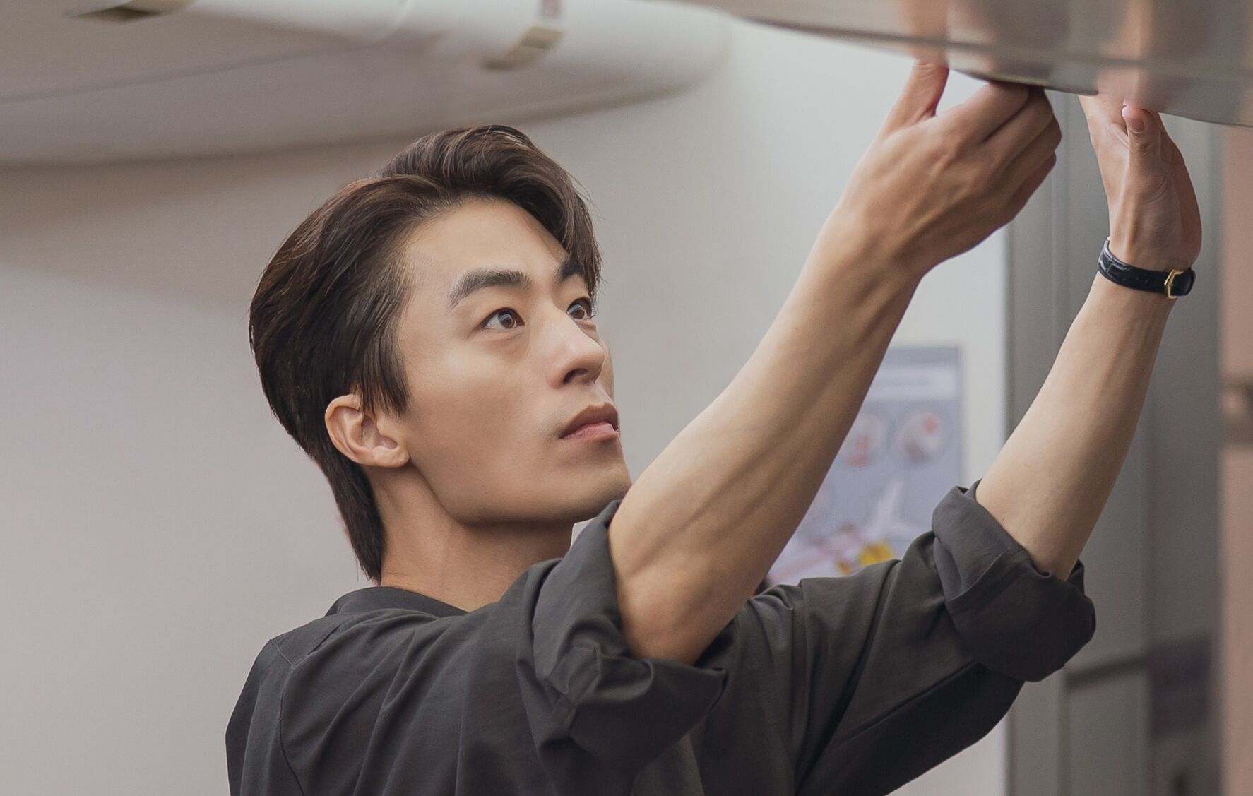 ク・ギョファンの勢いが止まらない！主演映画「サヨナラの引力」新場面 