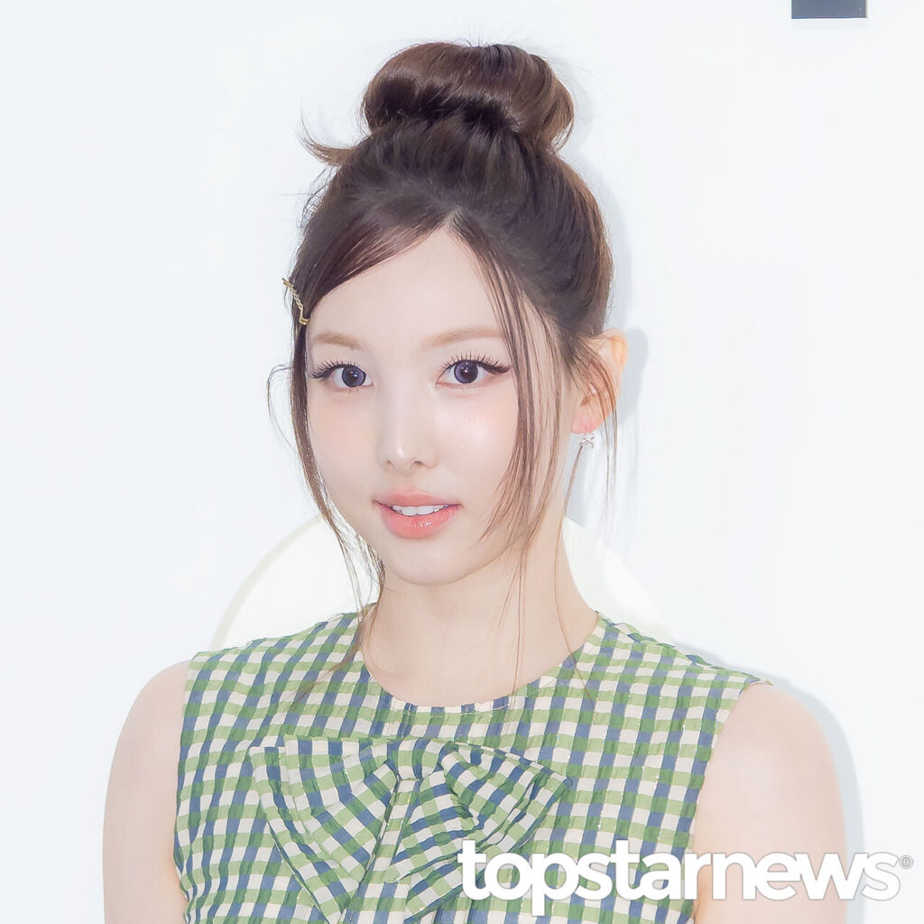 TWICE ナヨン、ブランド「fitflop」フォトイベントに出席！(PHOTO13枚