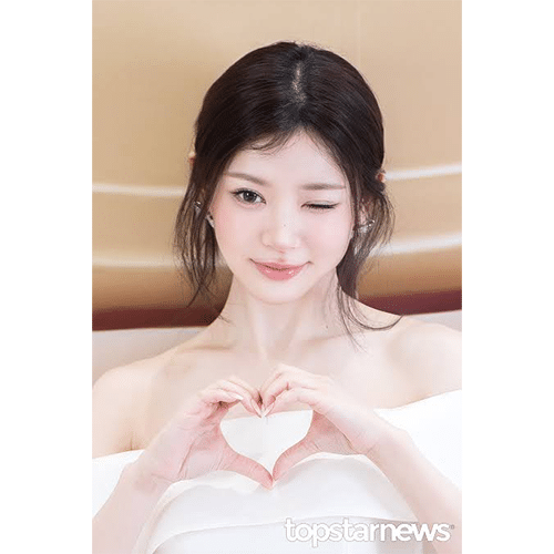 ILLIT モカ (画像出典:©TOPSTAR NEWS)